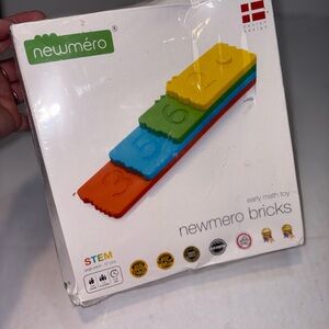 the Newméro Bricks Large Pack, an educational STEM toy teaching early math